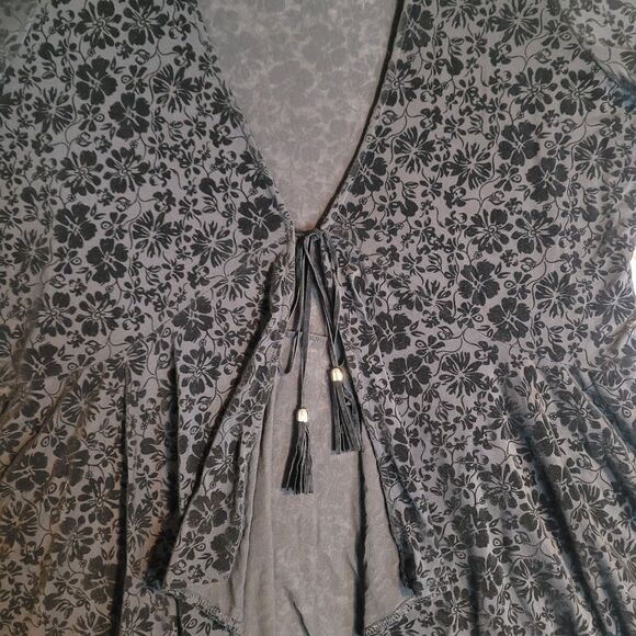 La Vanya Top Womens 3X Black Floral Mesh Babydoll Dark Fairy Bell Sleeve NEW - Picture 7 of 9